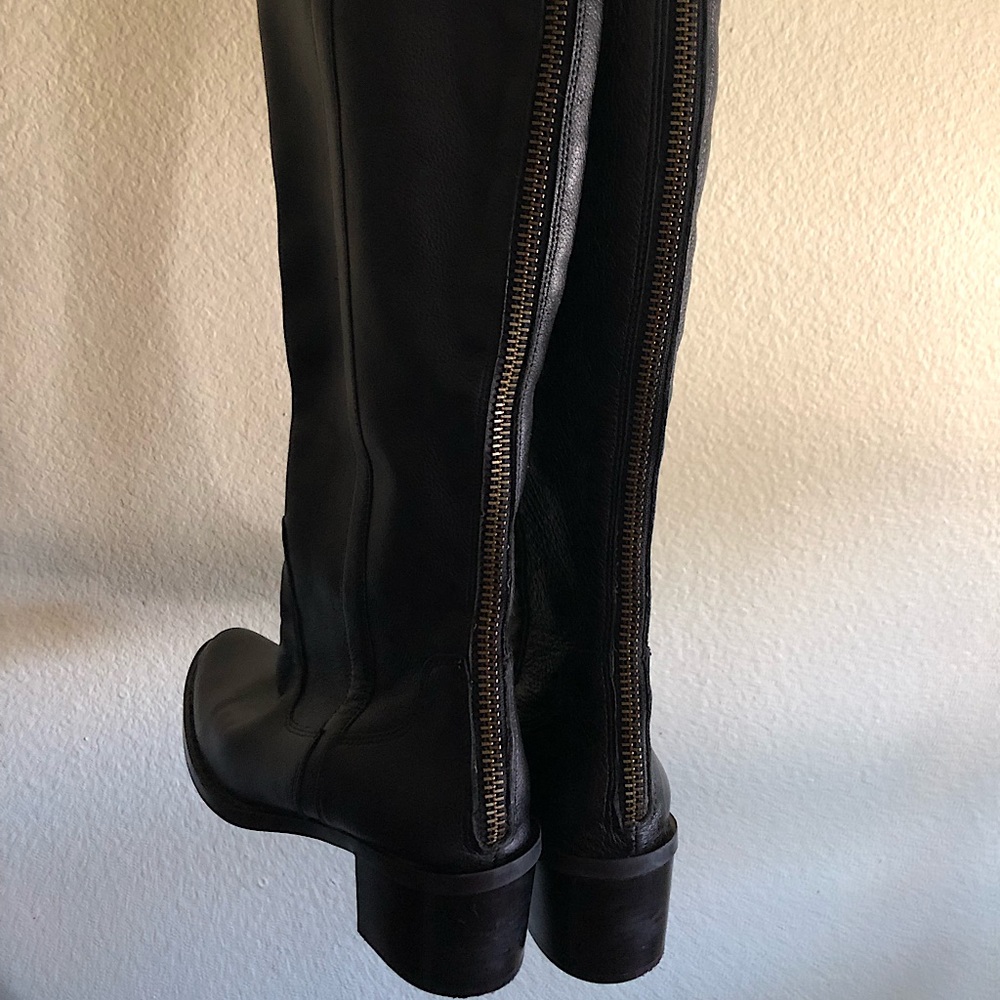 Calvin Klein Haydee Riding Boots Size 8M, Black Tumbled Leather, Back zip